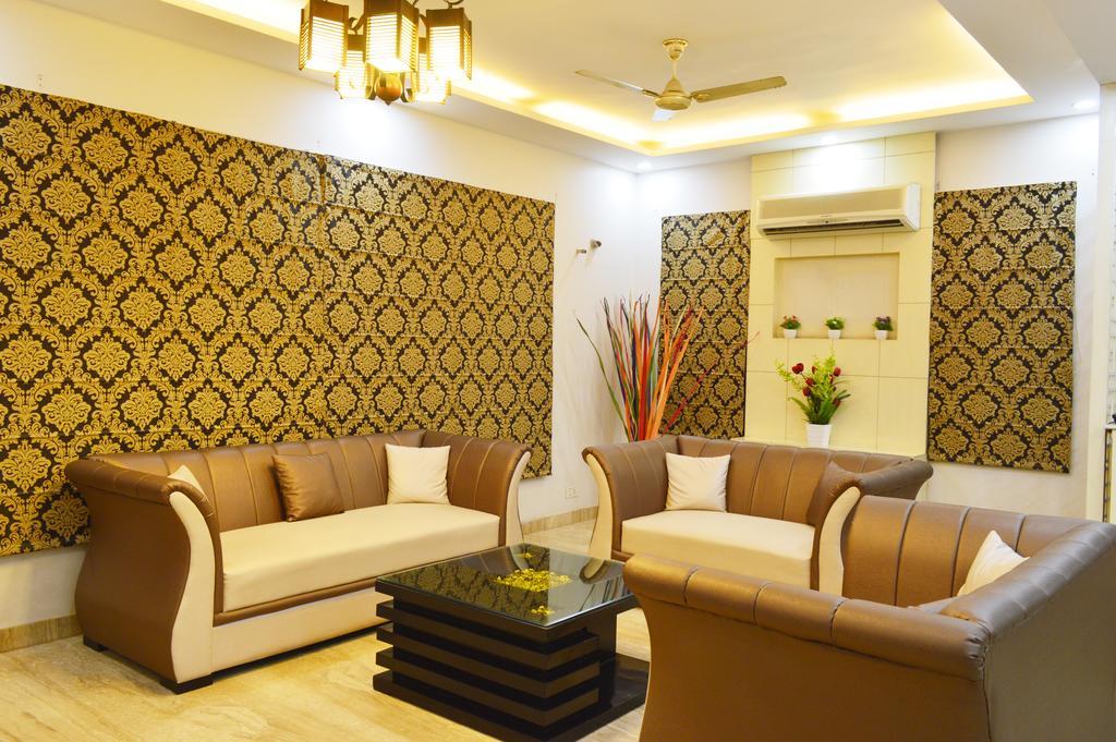 When In Gurgaon - Service Apartments, Near Medanta Medicity Deli Exterior foto
