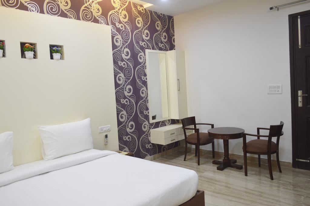 When In Gurgaon - Service Apartments, Near Medanta Medicity Deli Exterior foto