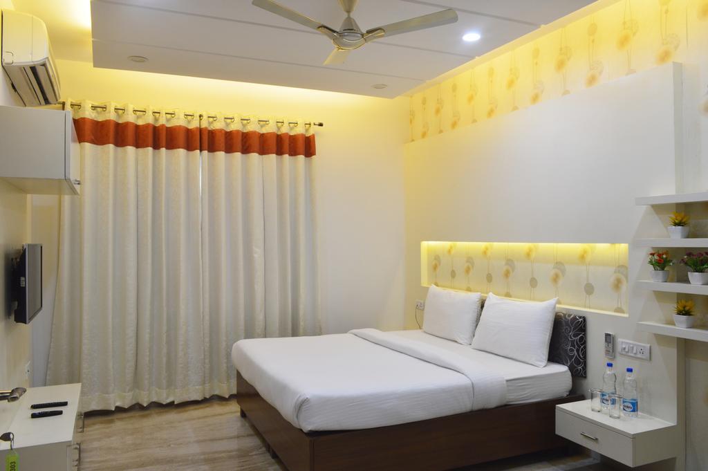 When In Gurgaon - Service Apartments, Near Medanta Medicity Deli Exterior foto